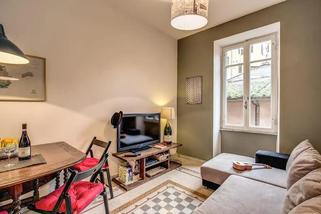 Monti Coliseum 2Nd Floor 3 Bedroom Rome