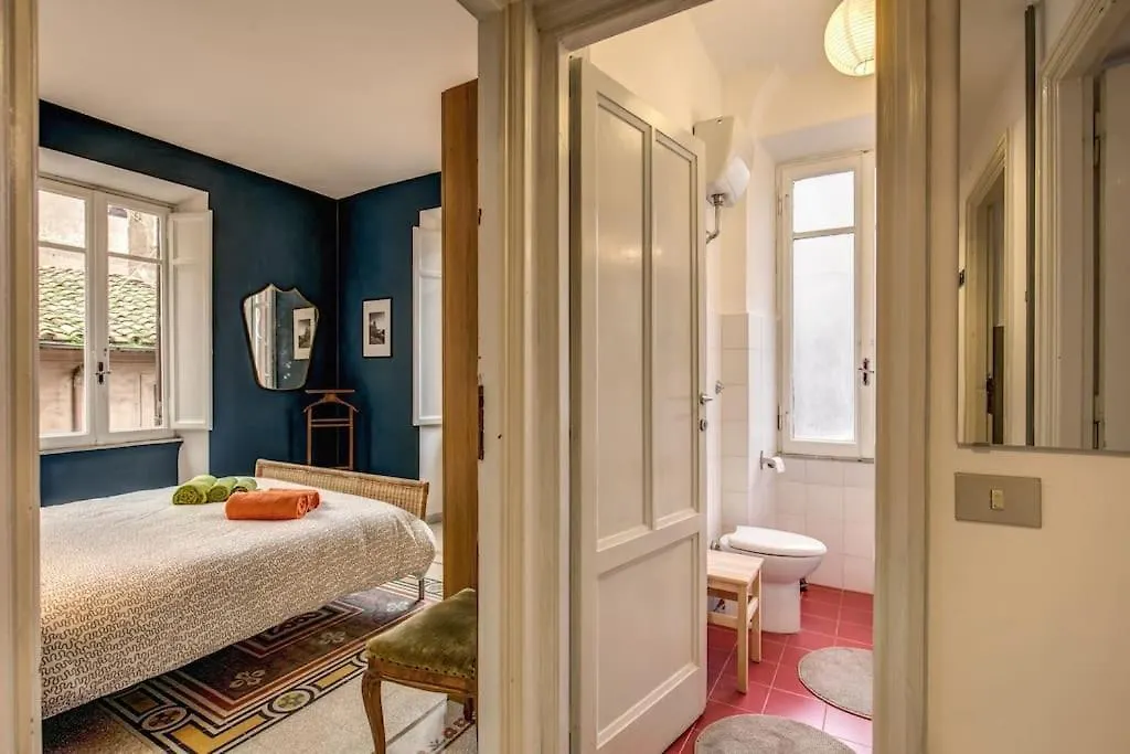 Apartment Monti Coliseum 2Nd Floor 3 Bedroom Rome