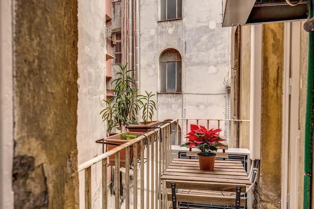 Apartment Monti Coliseum 2Nd Floor 3 Bedroom Rome